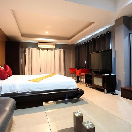 Del Mar Rooms Pattaya Exterior foto